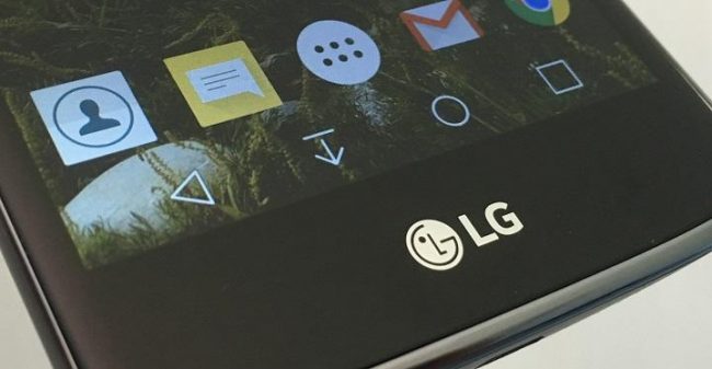 В 2017 году LG K8 работает на Android 7