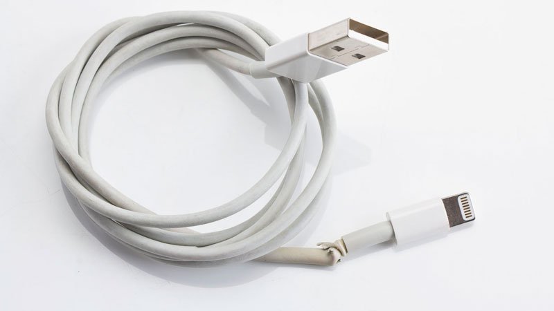Нерабочий кабель зарядного устройства