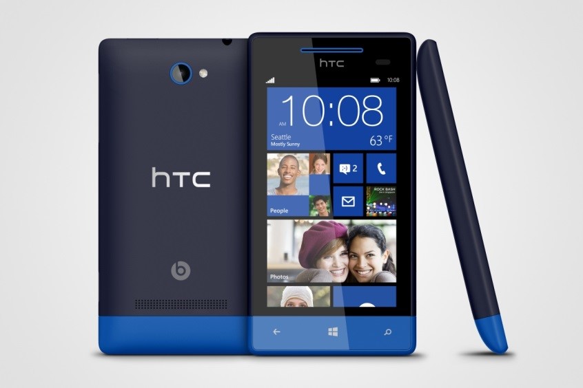 Достойный мобильный телефон HTC Windows Phone 8