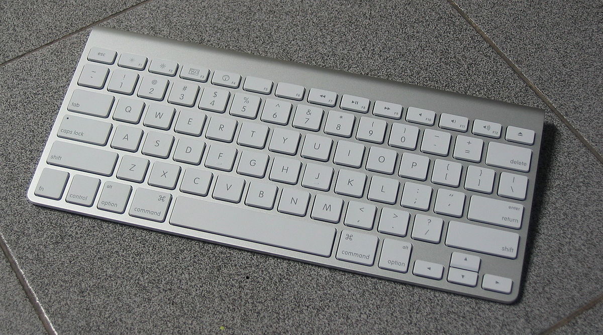 Apple Wireless Keyboard MC184.