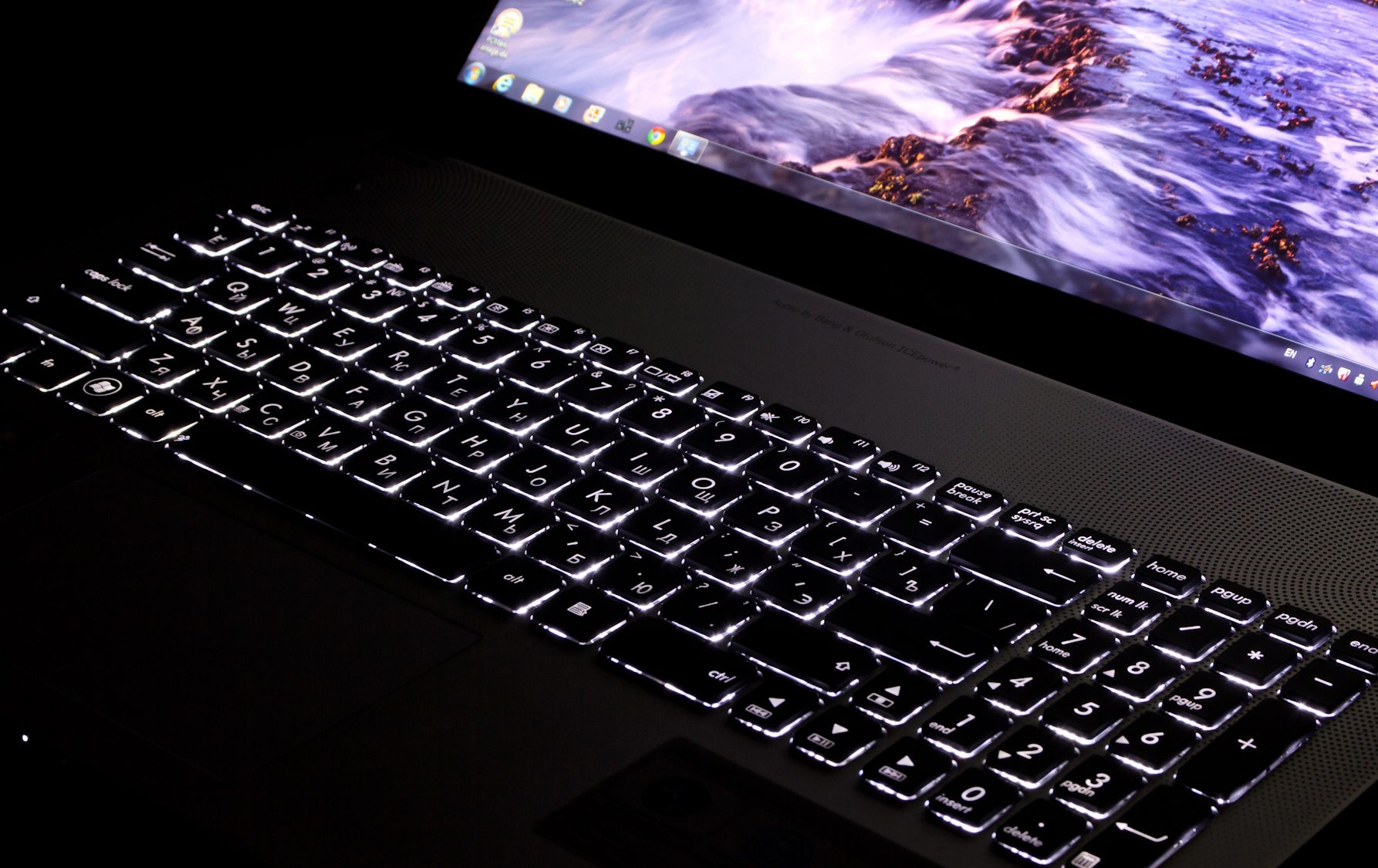 Как включить подсветку клавиатуры на ноутбуке Asus: руководство