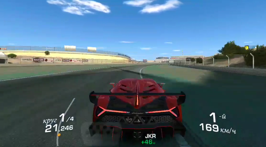 Рис. 9. Проверка смартфона в игре Real Racing 3.